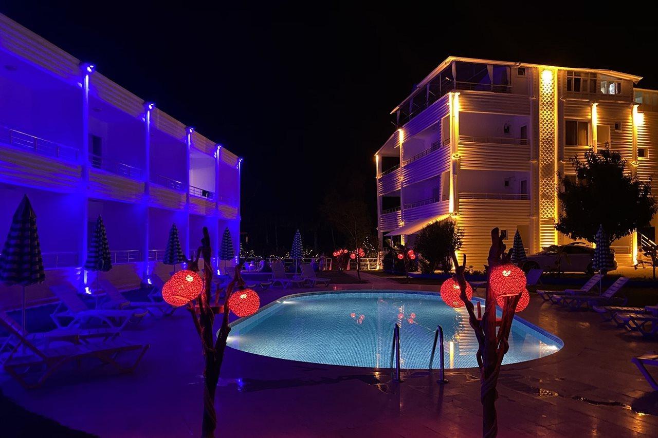 Aroma Butik Hotel Kızılot 外观 照片
